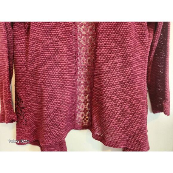 C1 No Boundaries burgundy lacey shrug - Picture 9 of 10